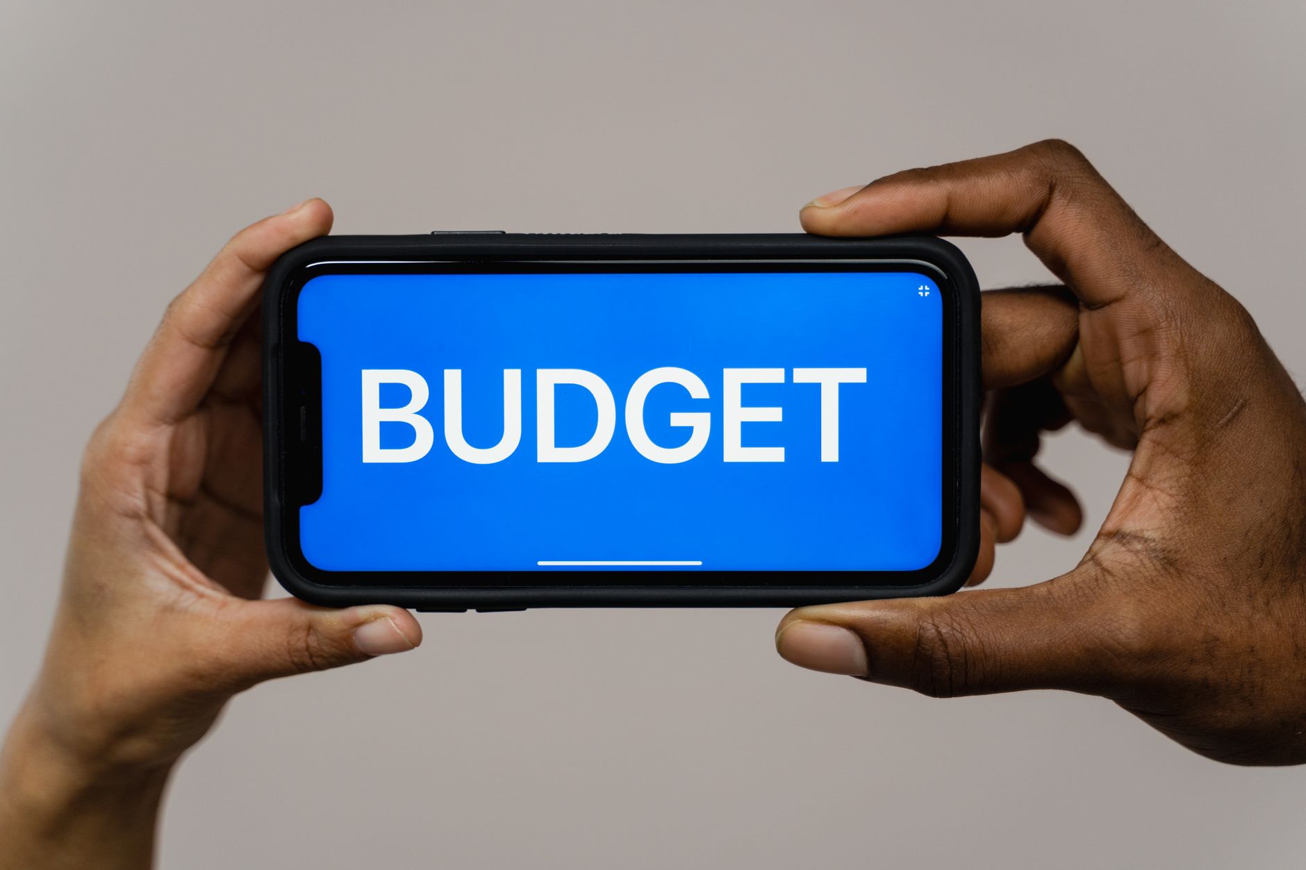 Hausse du gazole : Comment cette flambée des prix impacte-t-elle votre budget familial ?