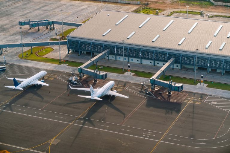 L&rsquo;impact du nouvel aéroport sur le tourisme en Dominique : une révolution en marche
