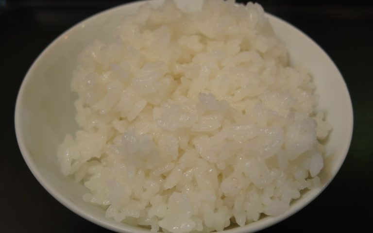 Riz, pâtes et pommes de terre refroidis : pourquoi le plat de la veille nourrit mieux votre microbiote