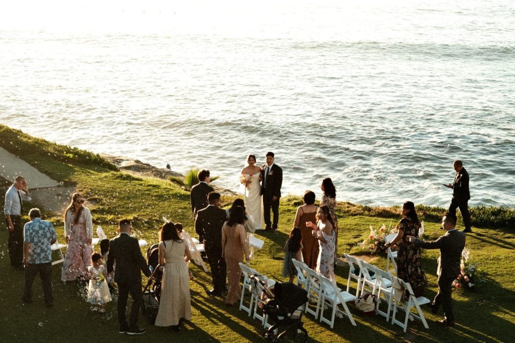 Organiser son mariage en Corse : la logistique à distance, étape par é