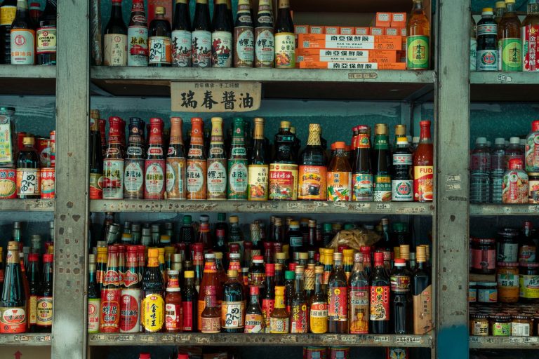La sauce soja est-elle vraiment saine ? Découvrez ses secrets nutritionnels