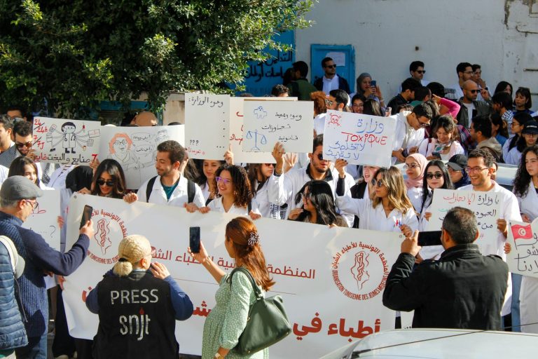 Marseille : Comment faire face aux blocus lycéens sans perdre son calme ?