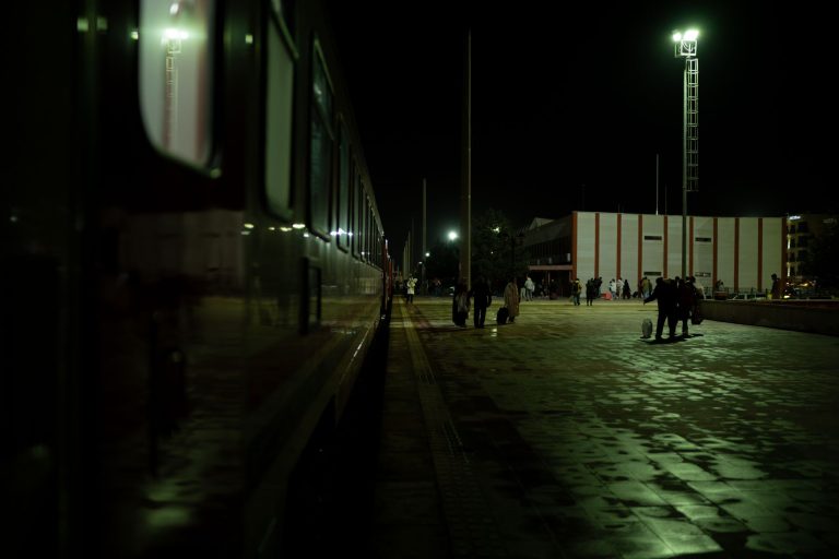 Voyagez autrement cet hiver : le train de nuit vers la montagne dès décembre