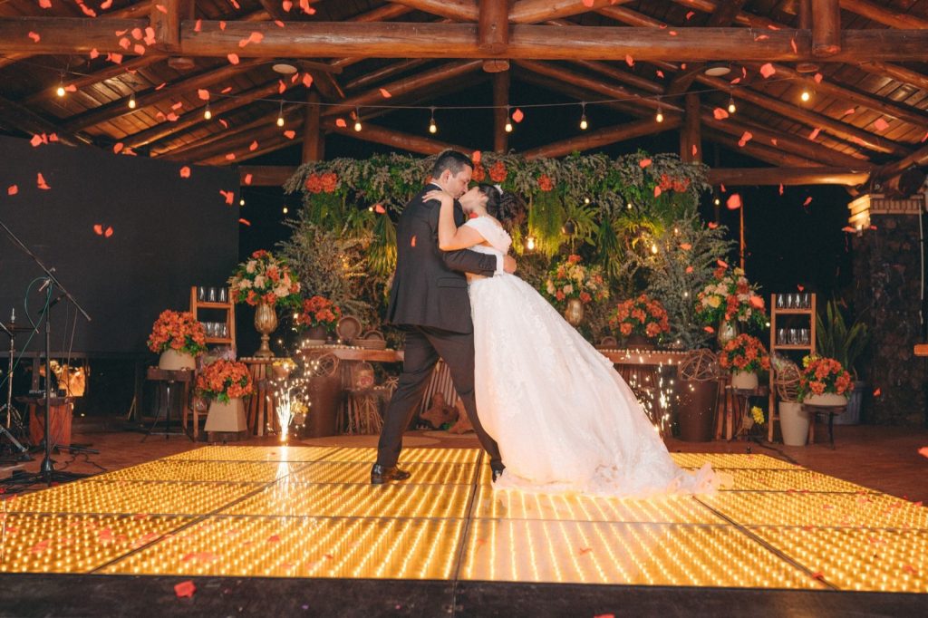 Tarif DJ mariage : comment budgéter ce poste sans vous tromper